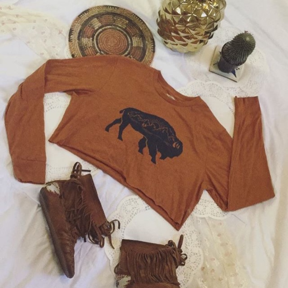 Cropped shirt